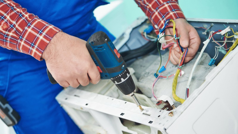Esenyurt Arçelik Arçelik çamaşır makinesi kart tamiri – Su almama arızası orijinal parça ile giderildi. - Teknik servis örneği